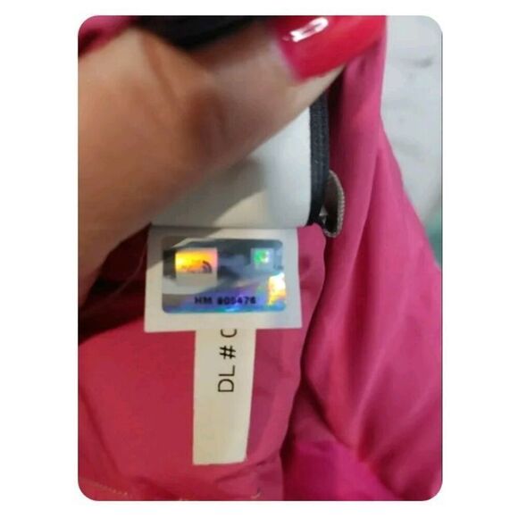 North Face Girls Size XL 18 Silver/Fuschia Lightweight Down Fill Puffer Jacket. - Picture 11 of 12